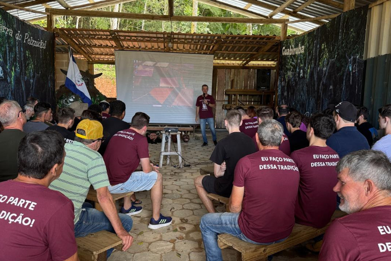 4ª Pelznickeltag reúne experiências e conhecimento para fortalecer tradições natalinas em Guabiruba