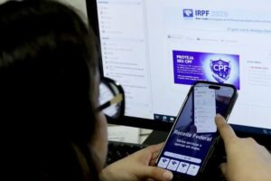 Receita Federal envia cartas a 498 mil que estão na malha fina até o dia 20